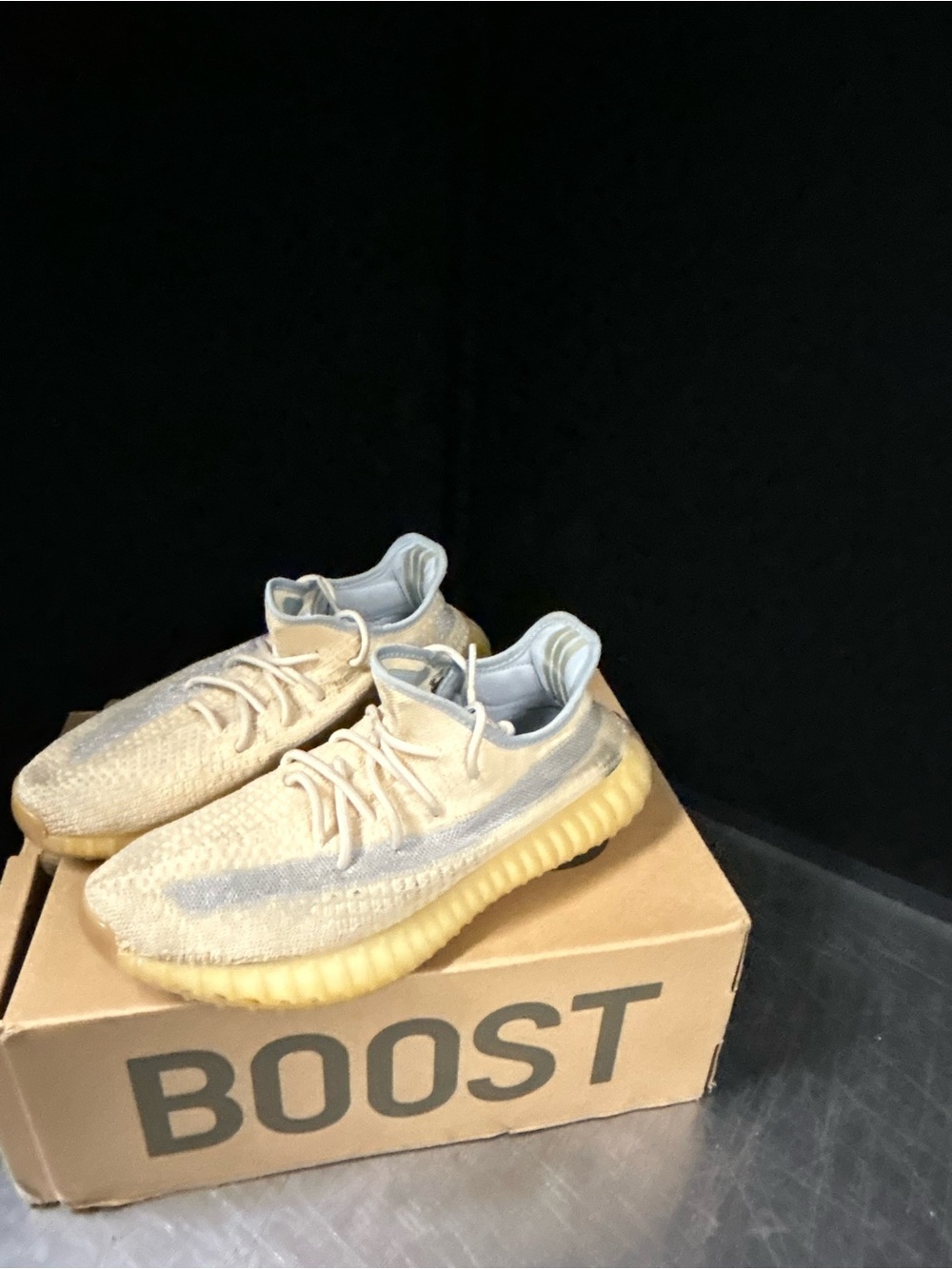 Yeezy Size 9.5 Men